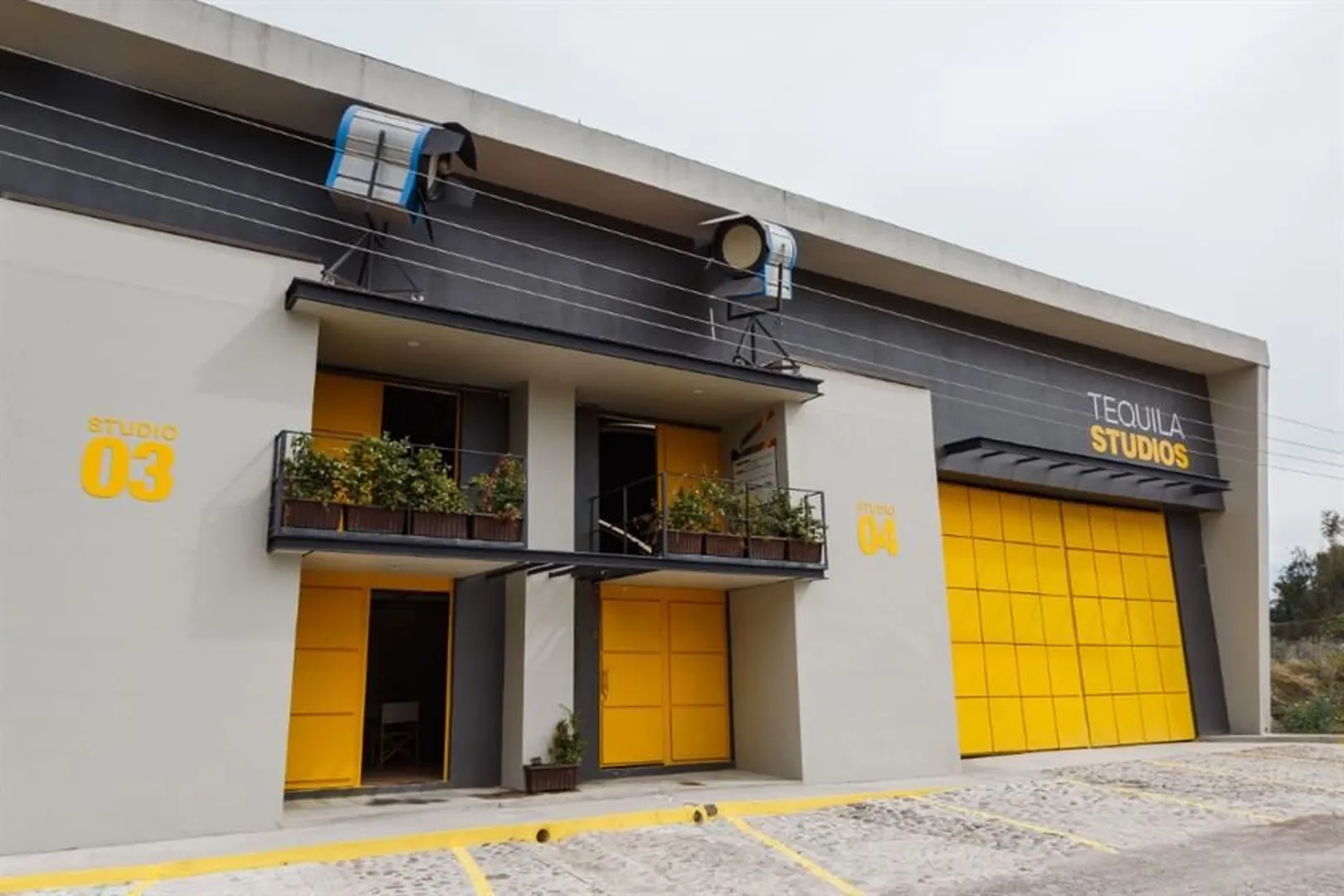 Warehouses and Modular Spaces - Imagen 3